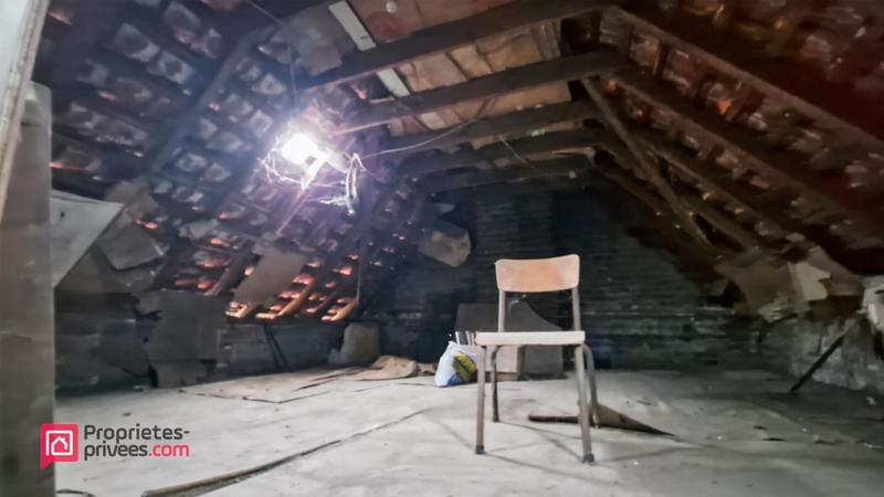 Maison - 200 m² - 12 pièces