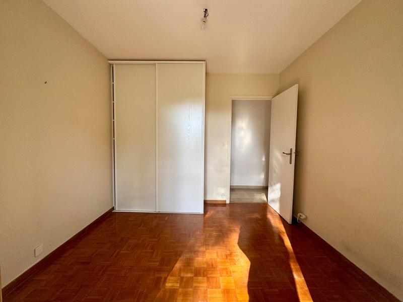 Appartement - 101 m² - 5 pièces