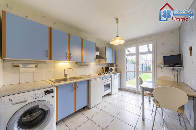 Maison traditionnelle - 87 m² - 4 pièces