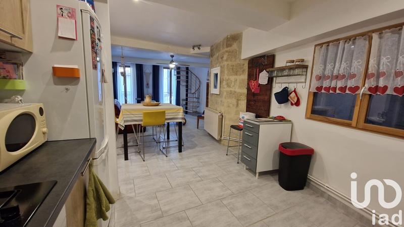 Appartement - 90 m² - 3 pièces
