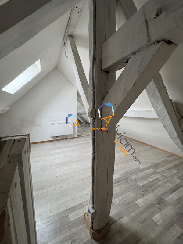 Maison - 85 m² - 5 pièces