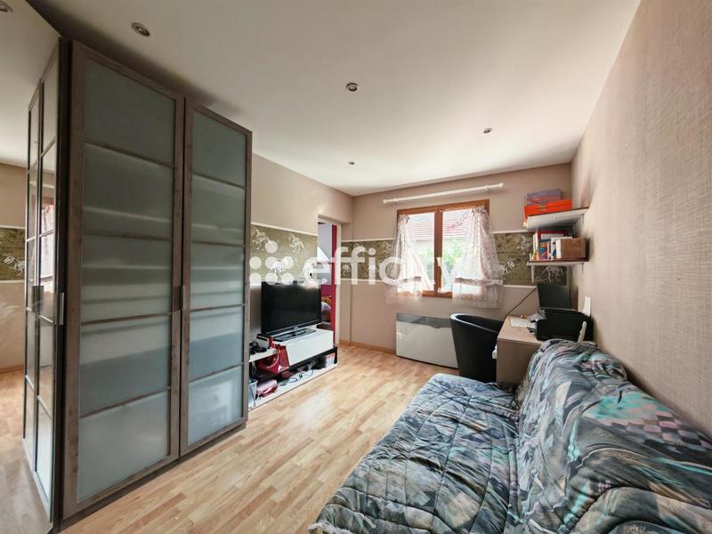 Maison - 144 m² - 7 pièces