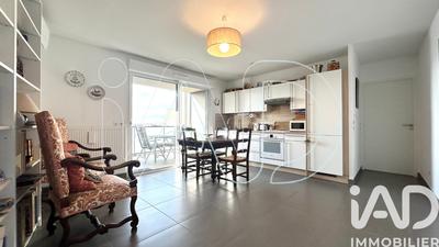 Appartement - 60 m² - 3 pièces