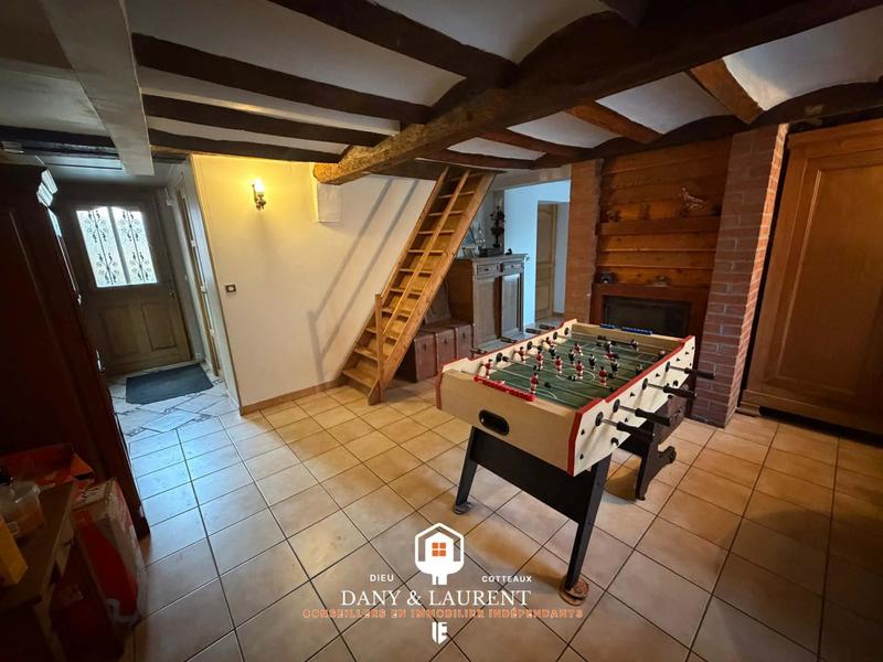 Maison - 181 m² - 8 pièces