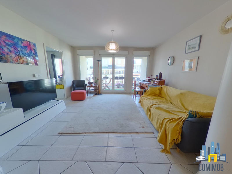 Appartement - 101 m² - 5 pièces