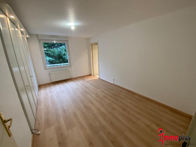 Appartement - 99 m² - 3 pièces