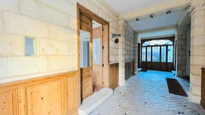 Appartement - 64 m² - 2 pièces