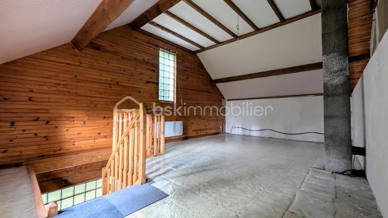 Maison traditionnelle - 138 m² - 4 pièces