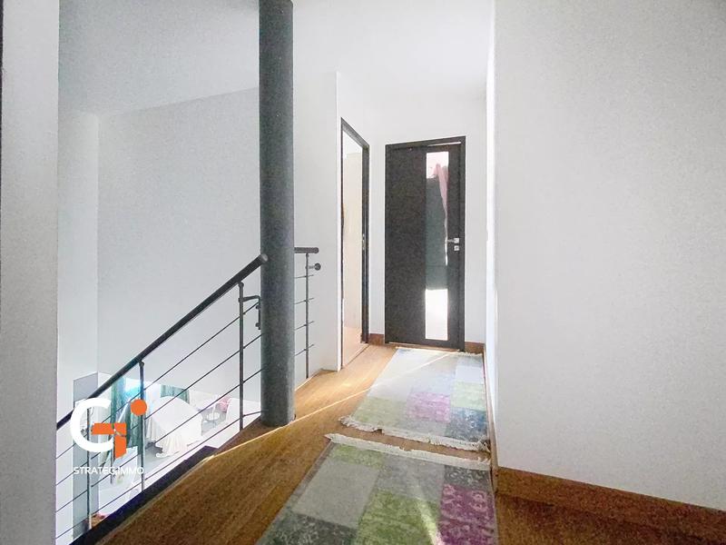 Maison - 143 m² - 6 pièces