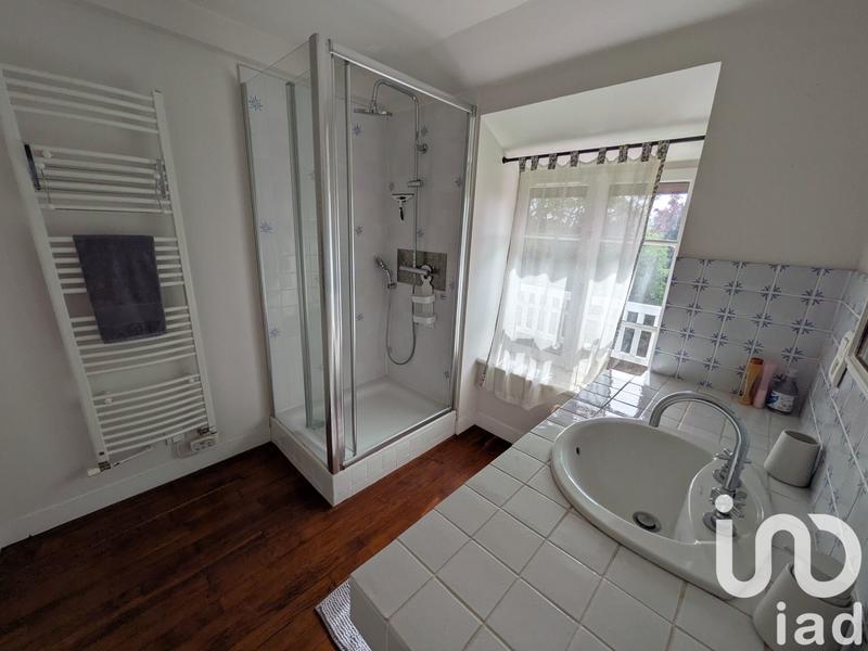 Maison - 228 m² - 5 pièces