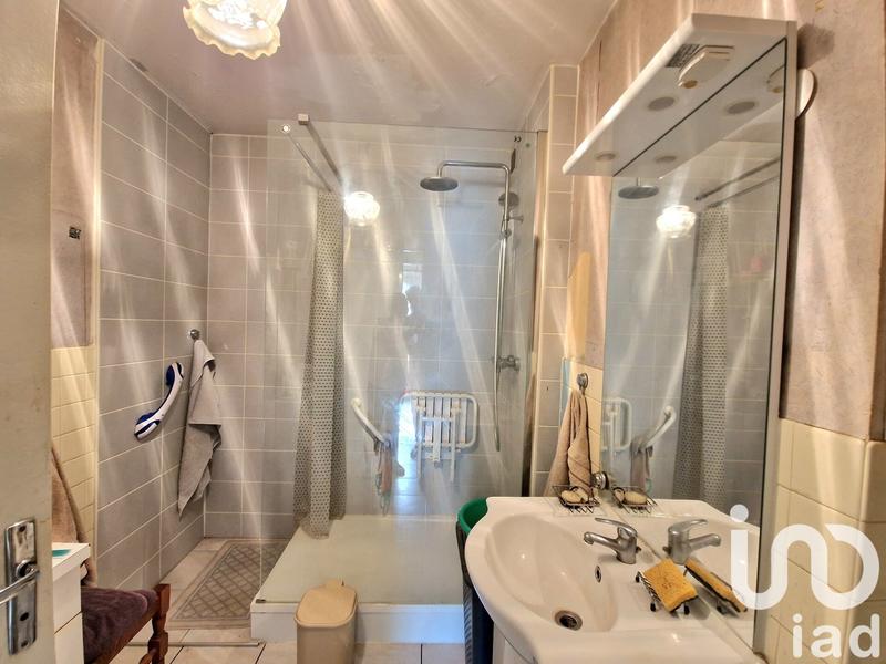 Appartement - 80 m² - 5 pièces