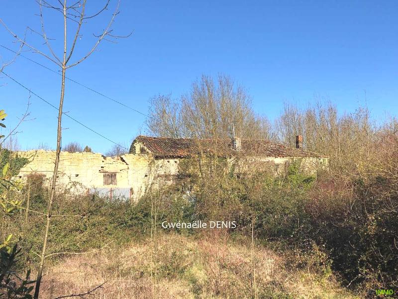 Maison - 250 m² - 3 pièces