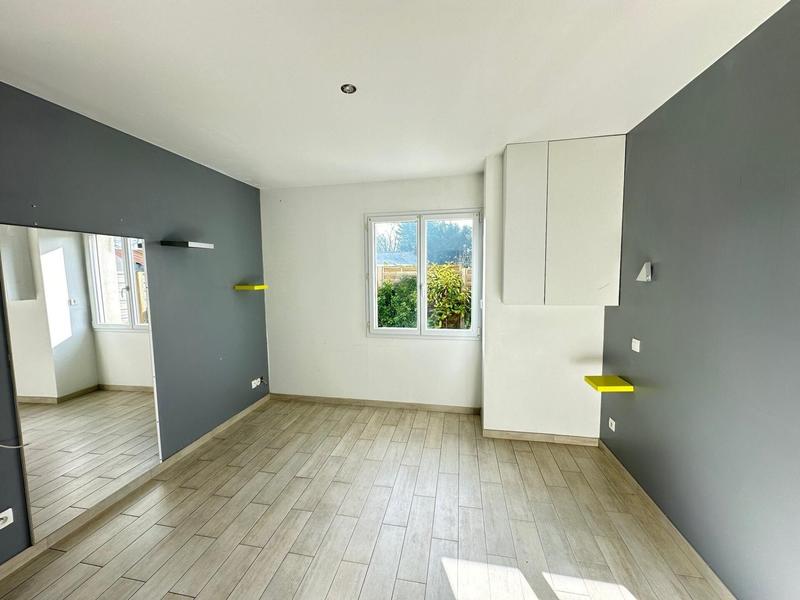 Maison - 159 m² - 5 pièces