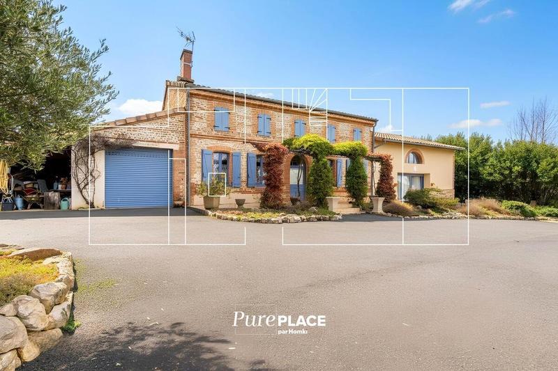 Maison - 334 m² - 8 pièces