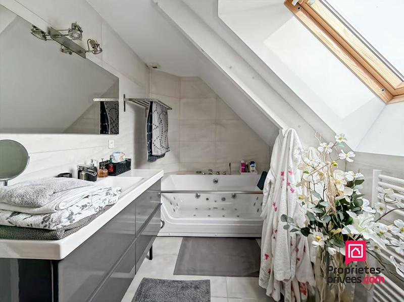 Maison - 186 m² - 5 pièces