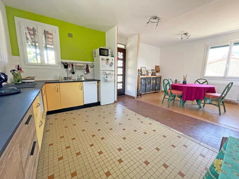 Maison - 97 m² - 4 pièces