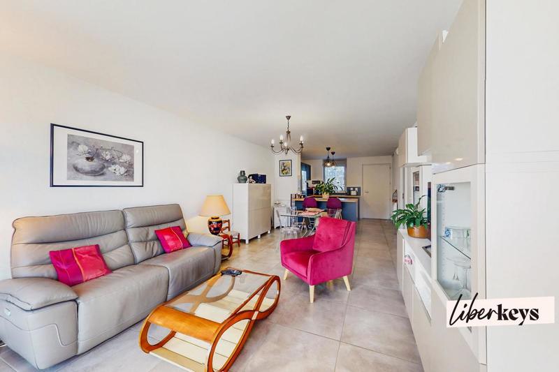 Appartement - 65 m² - 3 pièces