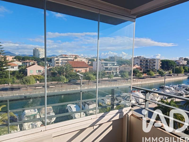 Appartement - 100 m² - 4 pièces