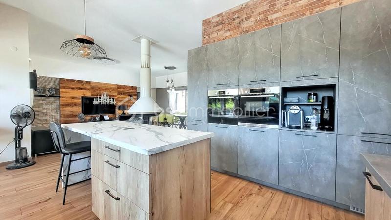 Maison - 145 m² - 5 pièces