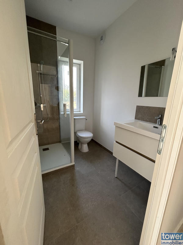 Maison - 206 m² - 6 pièces