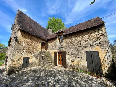 Maison - 98 m² - 4 pièces