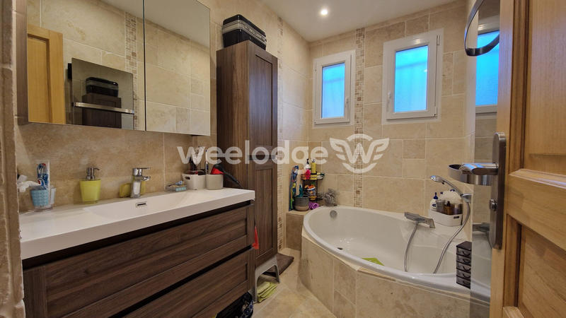 Maison - 133 m² - 6 pièces