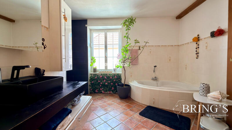 Maison - 126 m² - 4 pièces