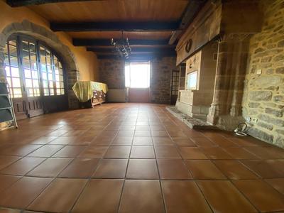 Maison - 224 m² - 6 pièces