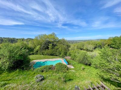 Maison - 98 m² - 4 pièces