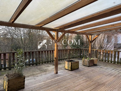 Maison - 193 m² - 7 pièces