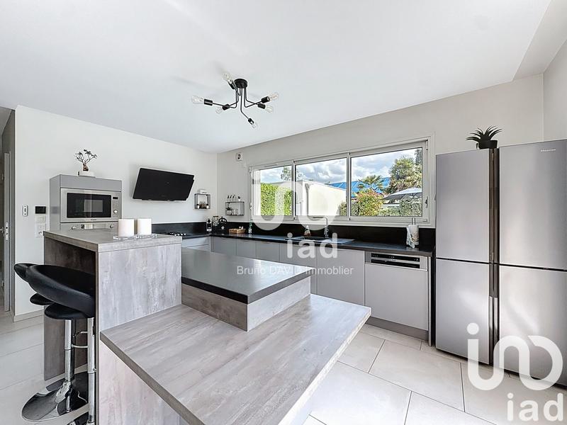 Maison - 169 m² - 6 pièces