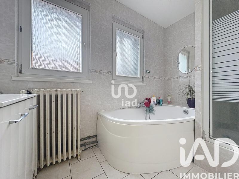Maison - 114 m² - 6 pièces