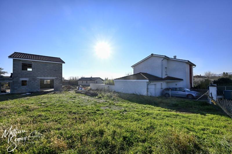 Terrain constructible - 284 m²