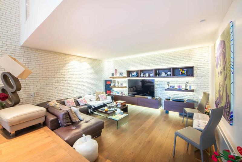 Maison - 180 m² - 6 pièces