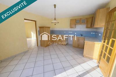 Maison - 140 m² - 5 pièces