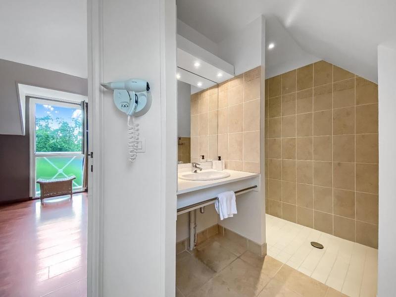 Appartement - 94 m² - 4 pièces