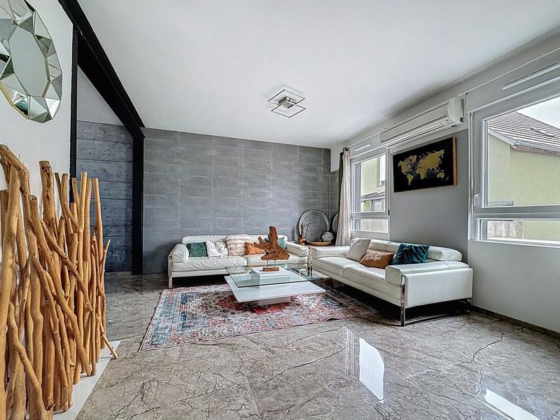 Maison - 145 m² - 6 pièces