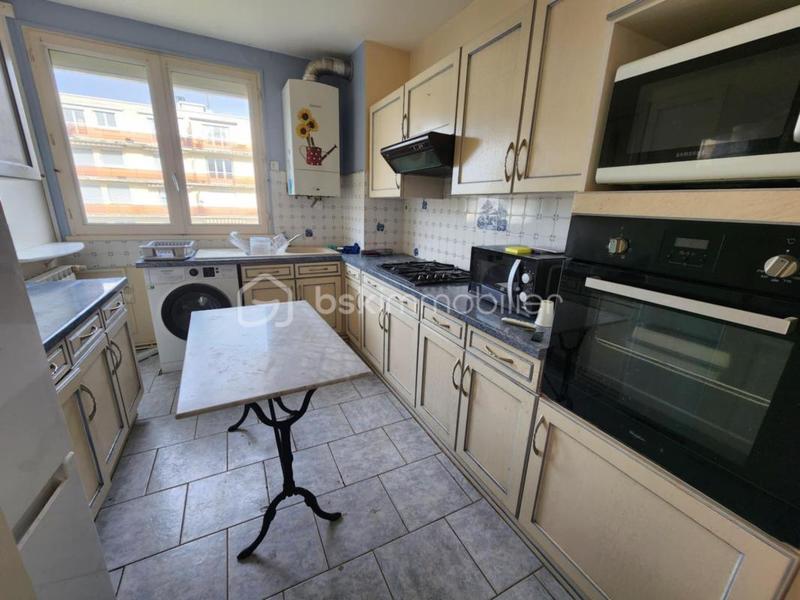 Appartement - 83 m² - 4 pièces