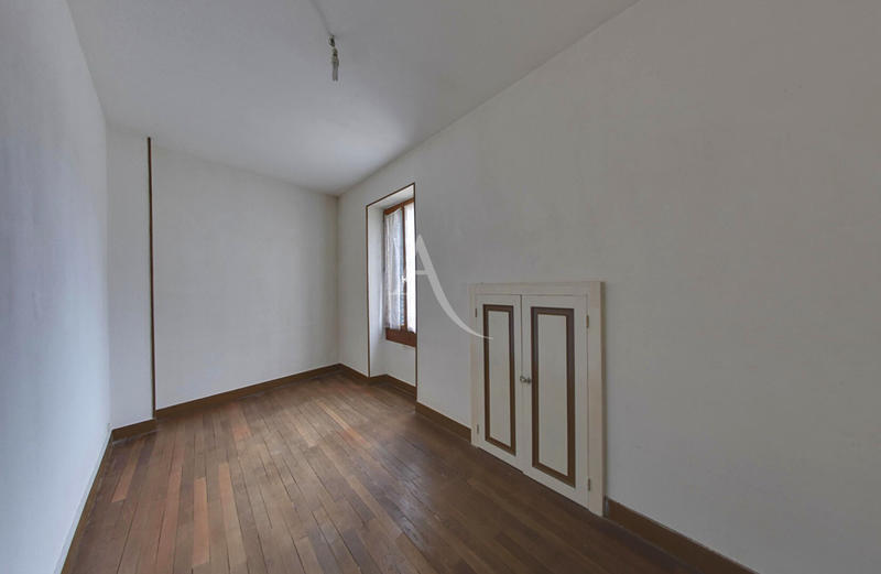 Maison - 134 m² - 7 pièces