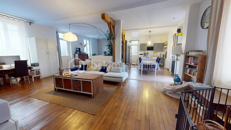 Maison bourgeoise - 162 m² - 6 pièces