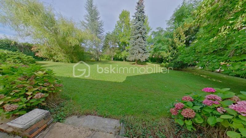 Propriété - 149 m² - 6 pièces