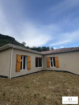 Maison - 133 m² - 5 pièces