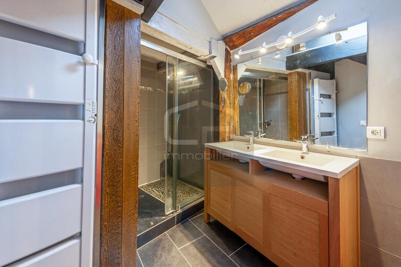 Duplex - 136 m² - 5 pièces