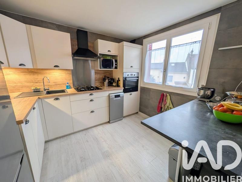 Duplex - 111 m² - 5 pièces