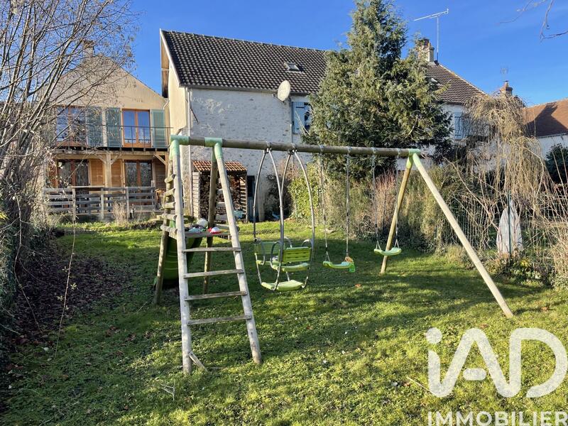 Maison - 103 m² - 5 pièces