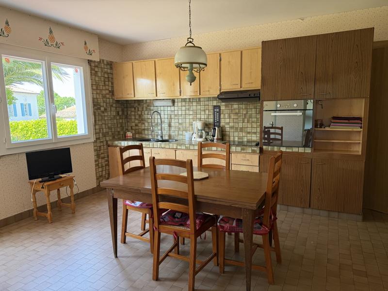 Maison - 184 m² - 9 pièces