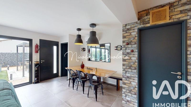 Maison - 186 m² - 5 pièces