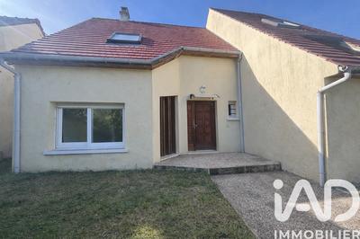 Maison - 136 m² - 7 pièces