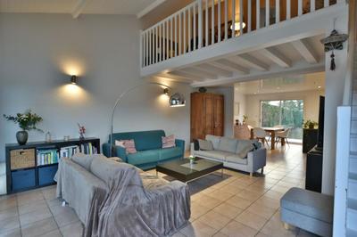 Maison - 98 m² - 5 pièces