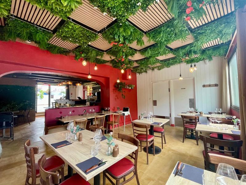 Local commercial - 104 m² - 4 pièces